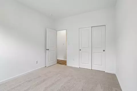 Bedroom - 6563 Mayapple Dr, Pendleton, IN 46064 photo 1 of 10