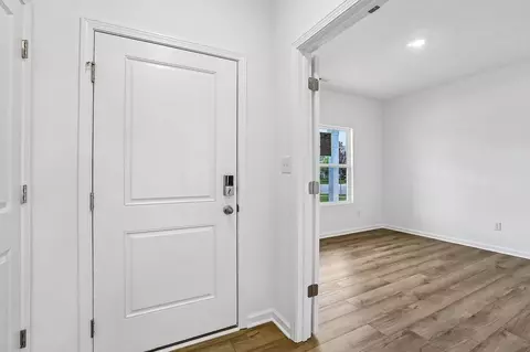 Entry Way - 6563 Mayapple Dr, Pendleton, IN 46064 photo 1 of 4