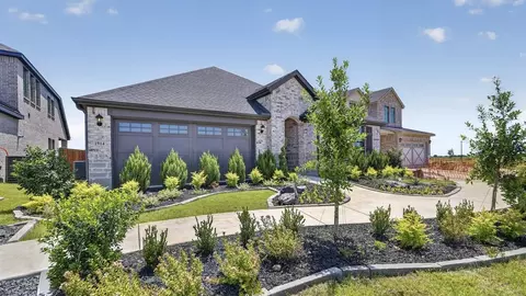 Exterior - 1922 Calmshade Dr, Celina, TX 75009 photo 4 of 6