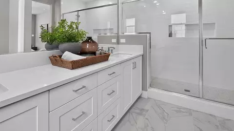 Bath - 500 Park Drive Unit #225, Carson, CA 90745 photo 1 of 5