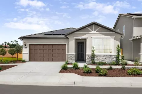 503 E Carissa Way, Madera, CA 93638