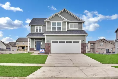 1701 Littlefield Ln, Mahomet, IL 61853