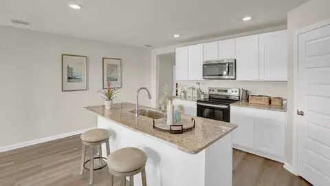 Kitchen - 11023 Elemis Dr, Daphne, AL 36526 photo 7 of 9