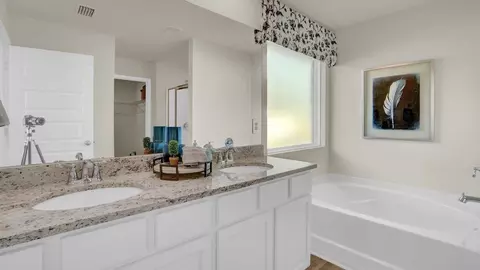 Bath - 11023 Elemis Dr, Daphne, AL 36526 photo 1 of 2