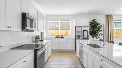 Kitchen - Hwy 41 & Ave. 12, Madera, CA 93636 photo 2 of 6