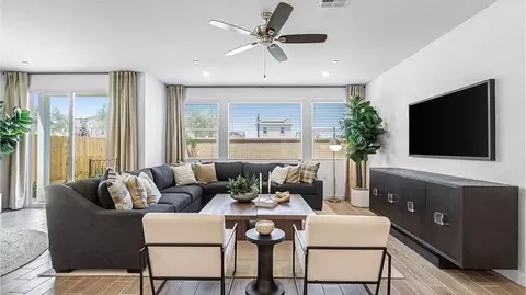 Living - Hwy 41 & Ave. 12, Madera, CA 93636 photo 1 of 1