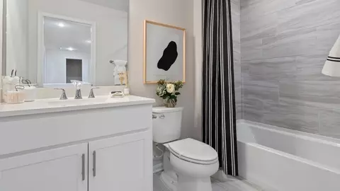 Bath - 9041 Bell Mare Ln, Culpeper, VA 22701 photo 2 of 5