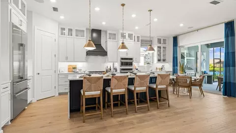 Kitchen - 15640 Cassio Way, Naples, FL 34114 photo 6 of 7
