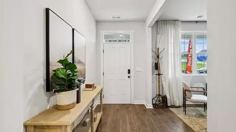 Entry Way - 6038 Eugene Dr, Smyrna, TN 37167 photo 5 of 7