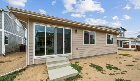Exterior - 45944 Faith Ave, Bennett, CO 80102 photo 3 of 4