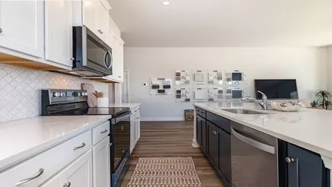 Kitchen - 154 Bantry Ln, Conway, SC 29526 photo 2 of 4