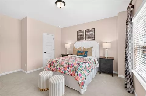 Bedroom - 247 Shire Loop, Calhoun, GA 30701 photo 5 of 20