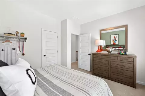 Bedroom - 247 Shire Loop, Calhoun, GA 30701 photo 3 of 20