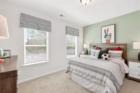 Bedroom - 247 Shire Loop, Calhoun, GA 30701 photo 1 of 20