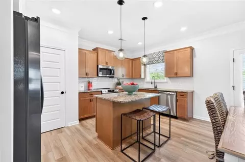 Kitchen - 247 Shire Loop, Calhoun, GA 30701 photo 1 of 11