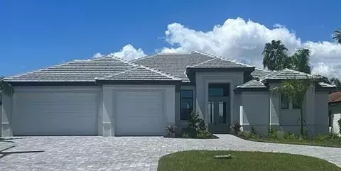 131 Templewood Ct, Marco Island, FL 34145