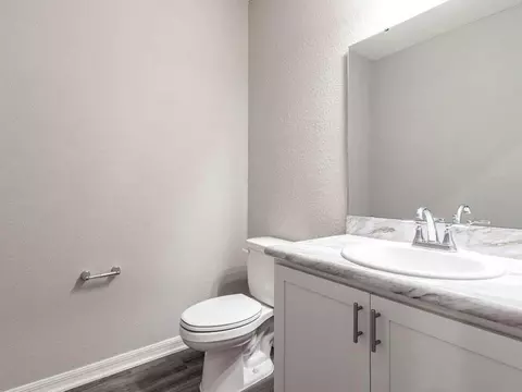 Bath - 5850 Piney Shrub Pl, Saint Cloud, FL 34771 photo 4 of 7