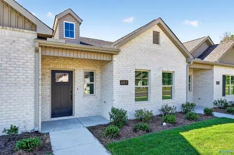 407 Clyde Ln, Hartselle, AL 35640