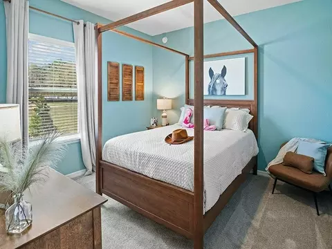 Bedroom - 5386 Duxford Cir, Saint Cloud, FL 34771 photo 3 of 8