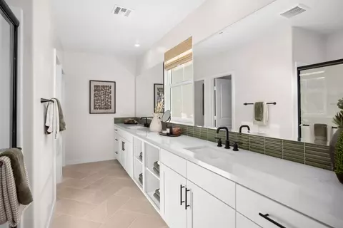 Bath - 536 Gregory Way, Glendora, CA 91740 photo 11 of 11