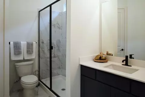 Bath - 1812 Casting Rdg, Mesquite, TX 75181 photo 5 of 5