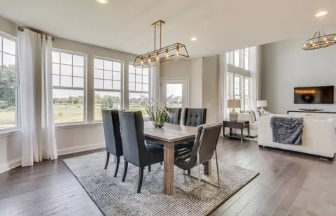 Dining - 12823 S Vicarage Dr, Plainfield, IL 60585 photo 2 of 7