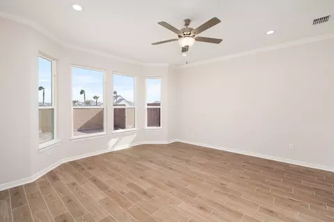 Living - Undisclosed, Laredo, TX 78046 photo 3 of 6