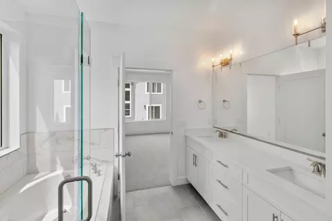 Bath - 657 N 200 E, Providence, UT 84332 photo 1 of 6