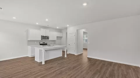 Living - 3619 Walden Rd, Macon, GA 31216 photo 1 of 5