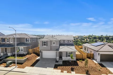 View/Area - 8017 Bordoni Dr, Vallejo, CA 94591 photo 1 of 17