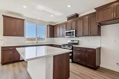 Kitchen - 8017 Bordoni Dr, Vallejo, CA 94591 photo 1 of 11