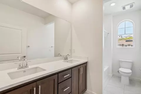 Bath - 8017 Bordoni Dr, Vallejo, CA 94591 photo 5 of 21