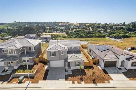 View/Area - 8017 Bordoni Dr, Vallejo, CA 94591 photo 2 of 17