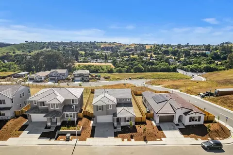 View/Area - 8017 Bordoni Dr, Vallejo, CA 94591 photo 3 of 17