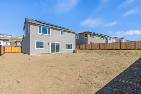 Exterior - 8017 Bordoni Dr, Vallejo, CA 94591 photo 5 of 26