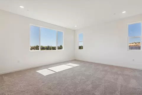 Bedroom - 8017 Bordoni Dr, Vallejo, CA 94591 photo 2 of 16
