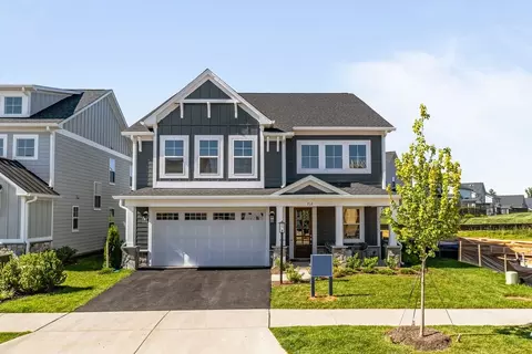 1262 Farrow Dr, Charlottesville, VA 22901