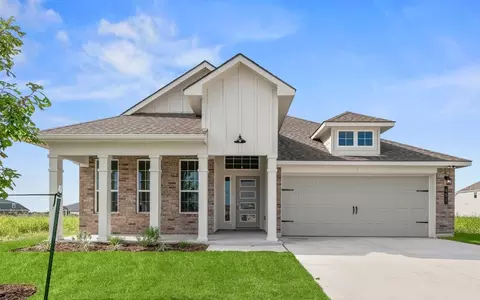 300 Boatright Blvd, Jarrell, TX 76537
