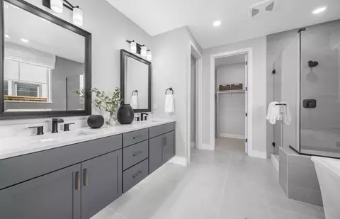 Bath - 17084 Addison Ave, Lathrop, CA 95330 photo 1 of 3