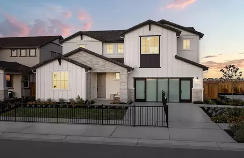 Exterior - 17084 Addison Ave, Lathrop, CA 95330 photo 5 of 8