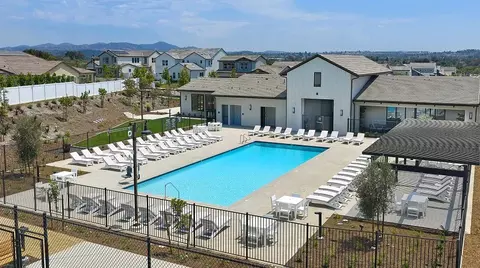 Exterior - 141 Mellano Way, Oceanside, CA 92057 photo 5 of 8