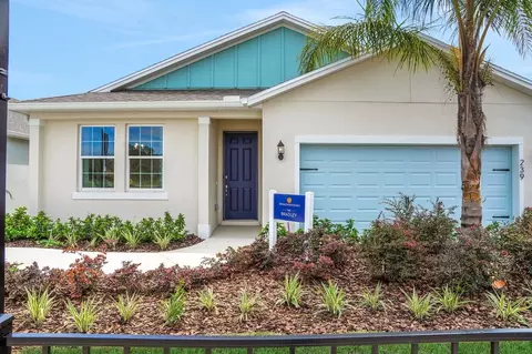 Exterior - 235 Meredith Blvd, Winter Haven, FL 33881 photo 4 of 10
