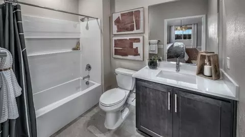 Bath - 7958 Floyd Glenn Wise Dr, Tracy, CA 95377 photo 3 of 4