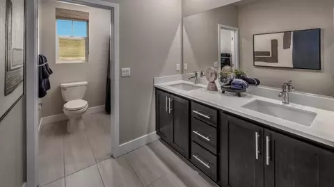 Bath - 7958 Floyd Glenn Wise Dr, Tracy, CA 95377 photo 4 of 4