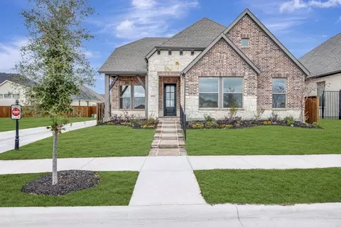 9713 Dahlia Blvd, Heathridge, TX 75126