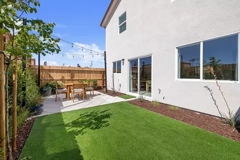 Exterior - 458 Lemongrass St, Turlock, CA 95380 photo 3 of 5