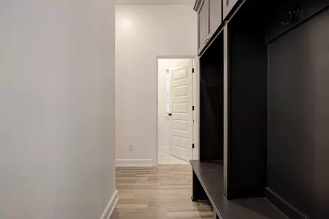 Entry Way - 7201 E Oakland St, Broken Arrow, OK 74014 photo 5 of 7