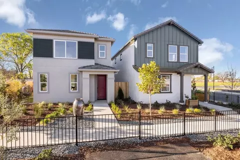 Exterior - 4500 Skating Pl, Rocklin, CA 95677 photo 4 of 8