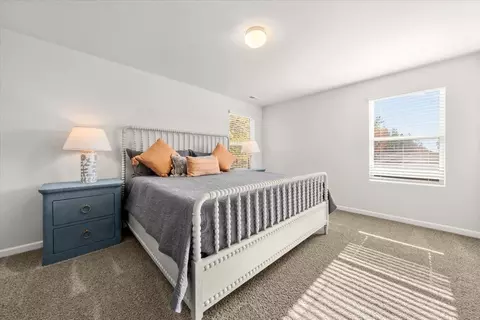 Bedroom - 139 Phoenix Dr, Bunnlevel, NC 28323 photo 1 of 7