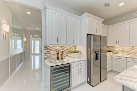 Kitchen - 4108 Sea Marsh Pl, Parrish, FL 34219 photo 1 of 7